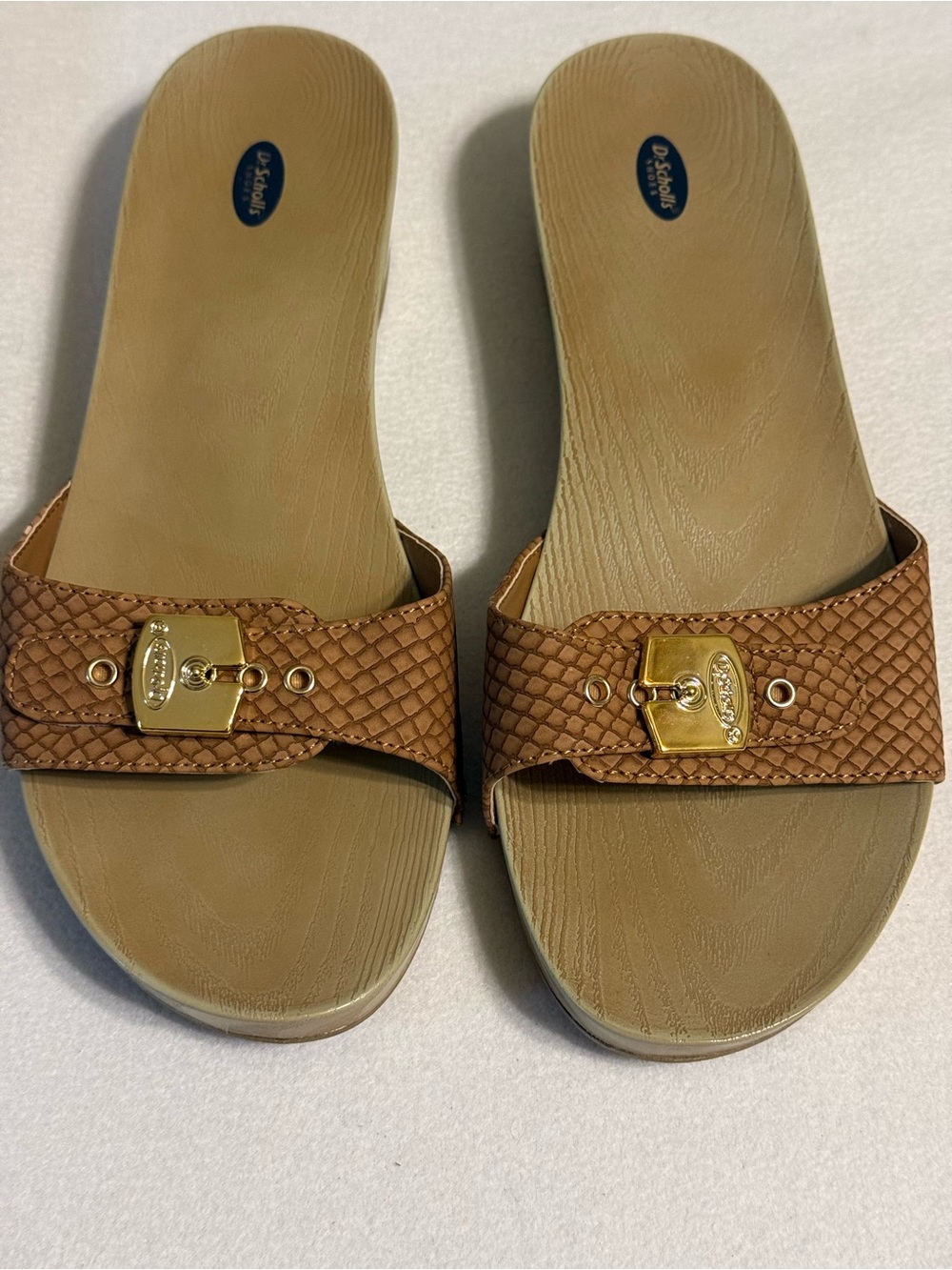 New Dr. Scholl’s Women's Classic Slide Sandals. Size 10. Tan Snake Faux Leather.
